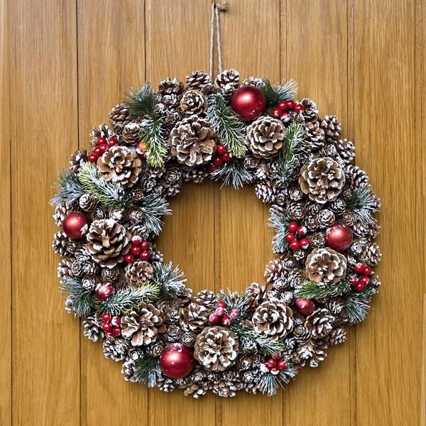 Christmas Hanging Wreath Festive Pine Cone Display White Frosting 48cm