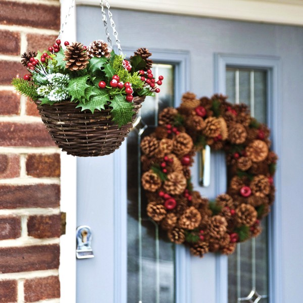 Artificial Christmas Rattan Hanging Basket with Lightly Frosted Pinecone, Berries & Holly & Conifer Greenery 