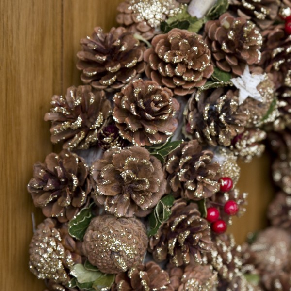 GreenBrokers Christmas Wreath 48cm Gold Pine Cones Red Berries Festive Decor D1238